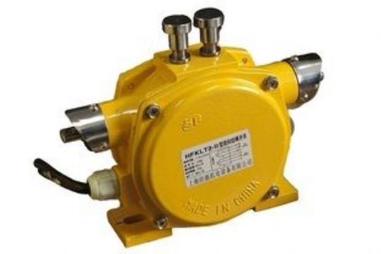 点击查看详细信息<br>标题：SL-3双向拉绳开关 阅读次数：1561